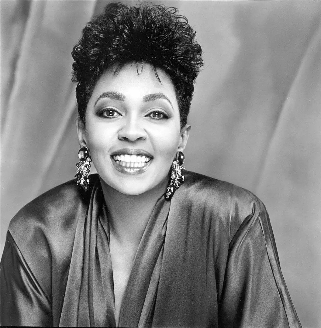 ANITA BAKER